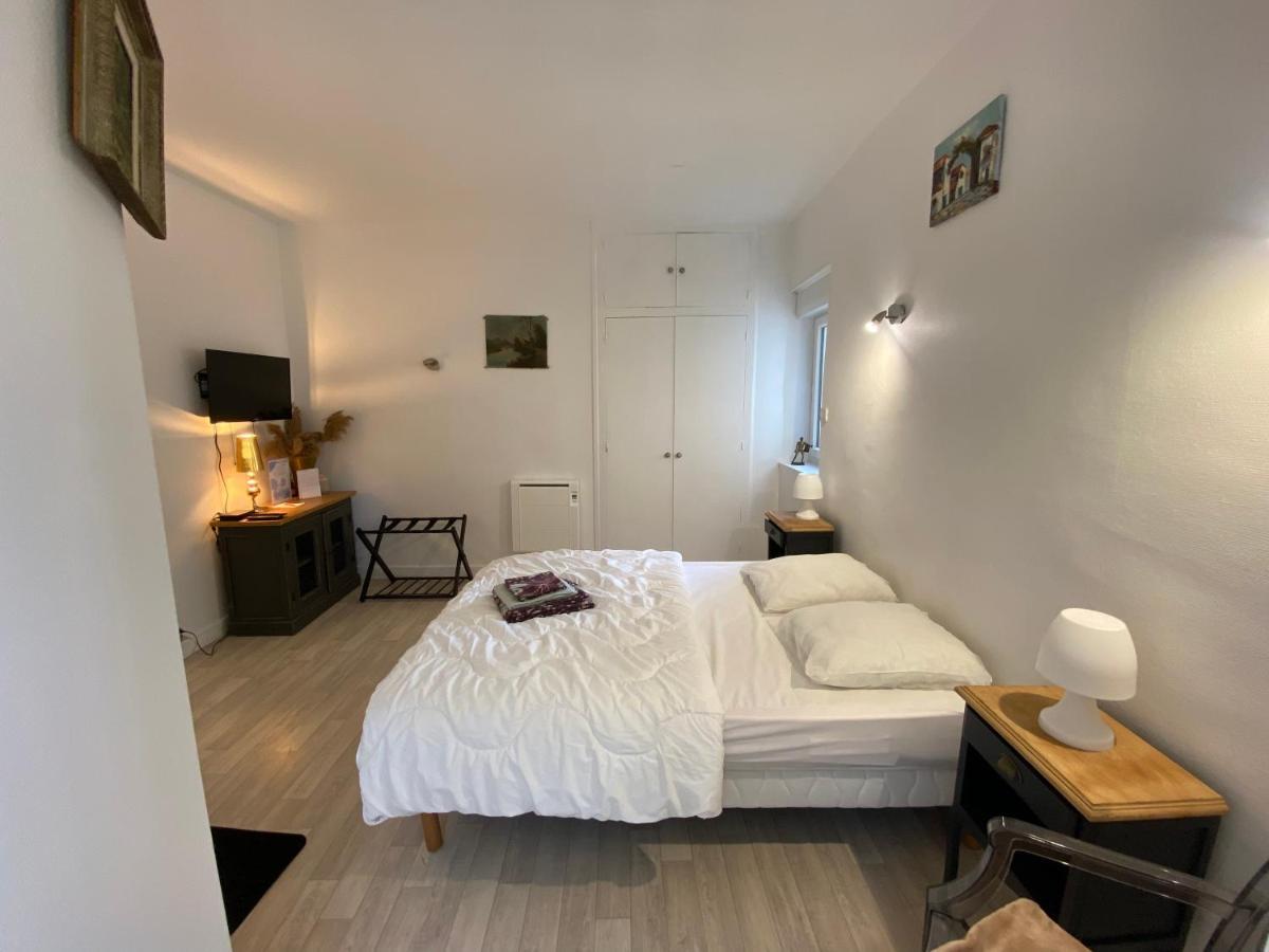 Chambre & Salle De Bain Privee - Lv 33 Argenton Sur Creuse Luaran gambar