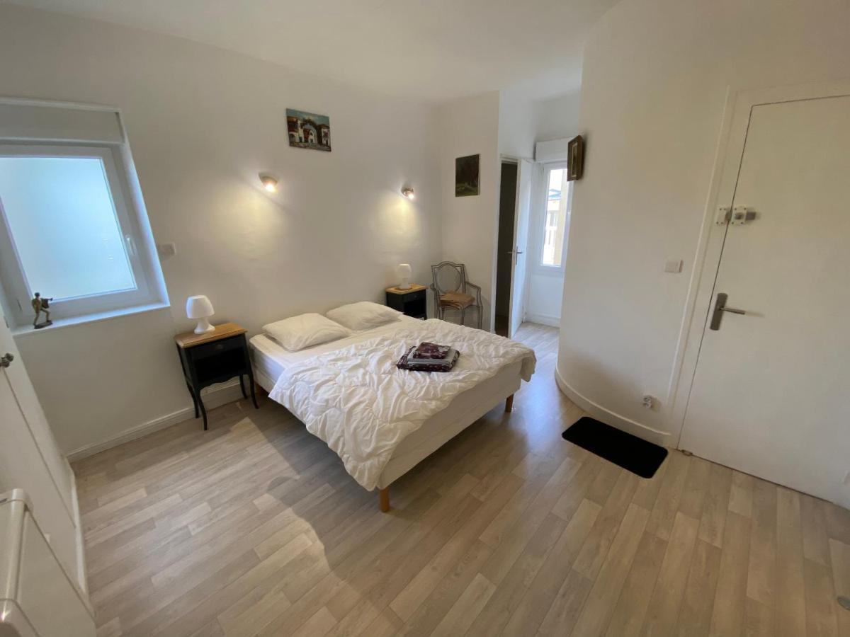 Chambre & Salle De Bain Privee - Lv 33 Argenton Sur Creuse Luaran gambar