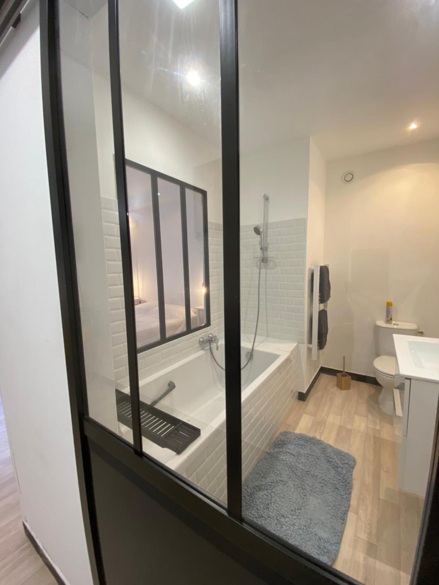 Chambre & Salle De Bain Privee - Lv 33 Argenton Sur Creuse Luaran gambar