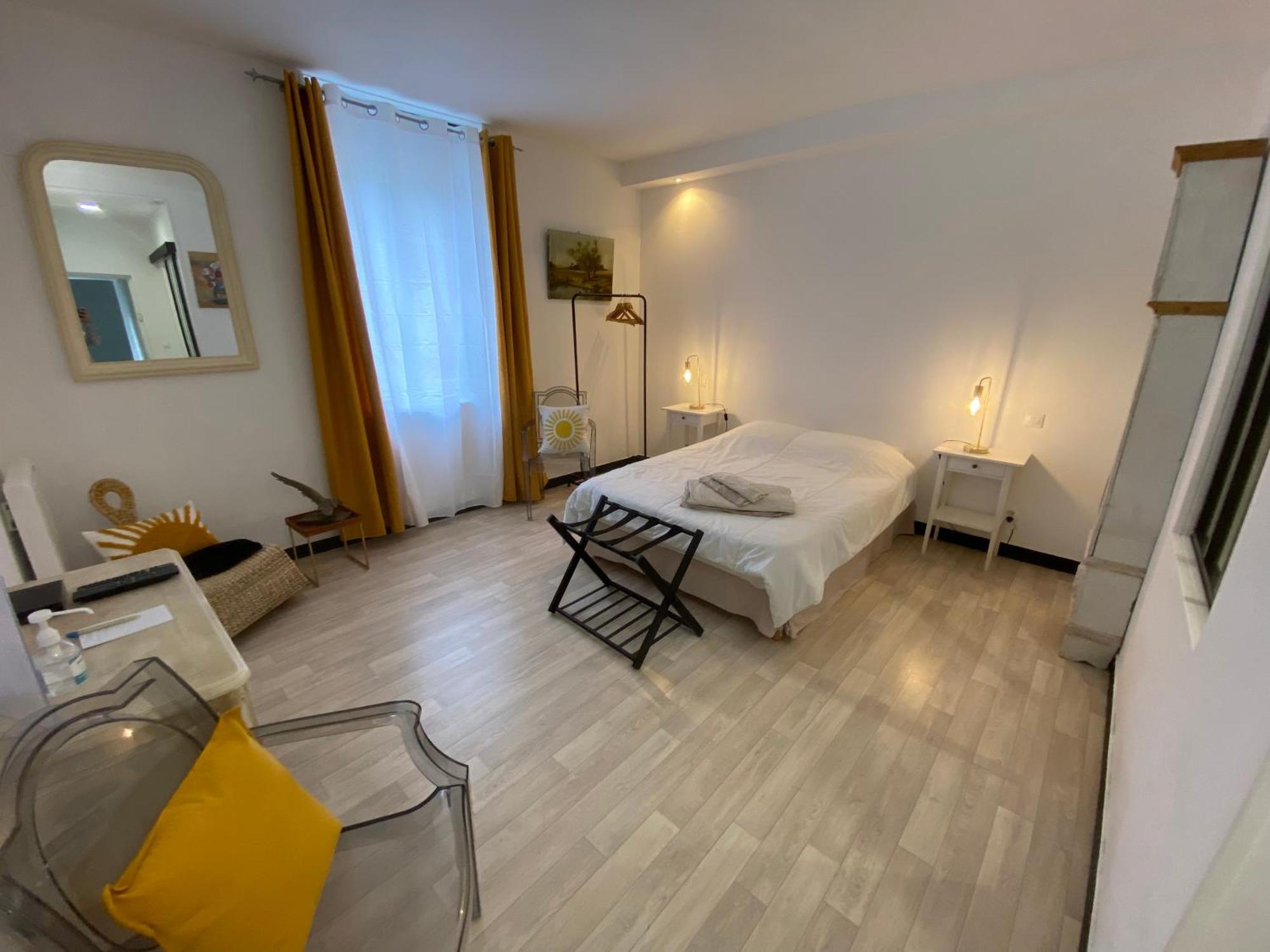 Chambre & Salle De Bain Privee - Lv 33 Argenton Sur Creuse Luaran gambar